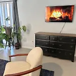 Modern Studio Retreat Stylish & Spacious #Mr
