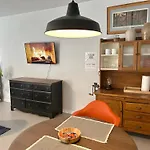 Modern Studio Retreat Stylish & Spacious #Mr