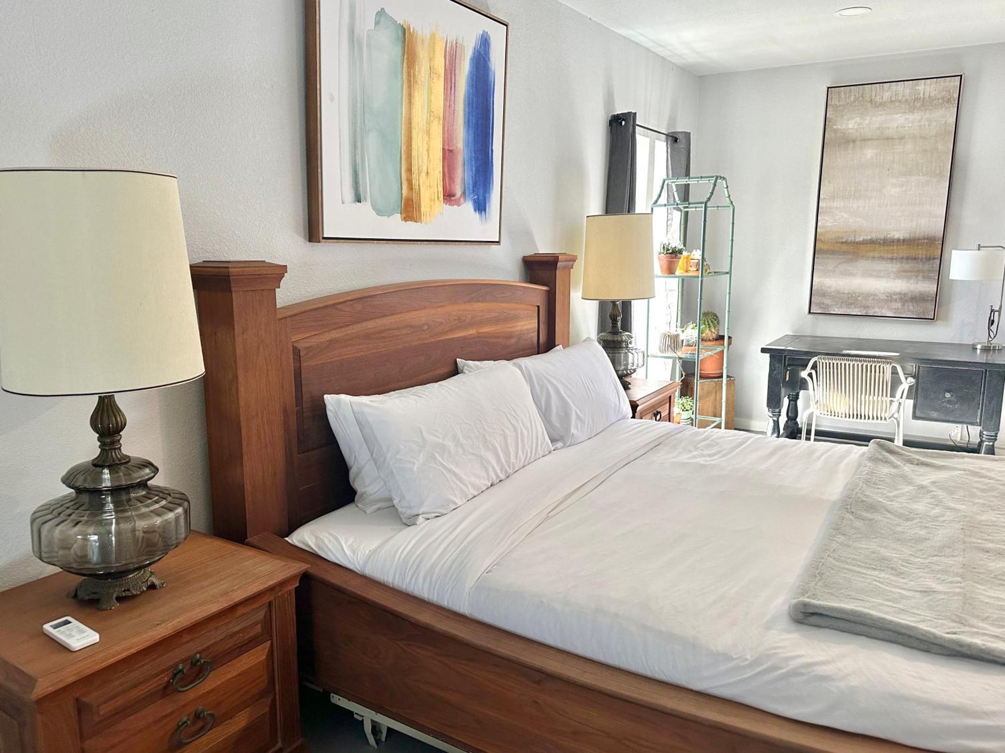 Modern Retreat Stylish & Spacious #mr Holiday home
