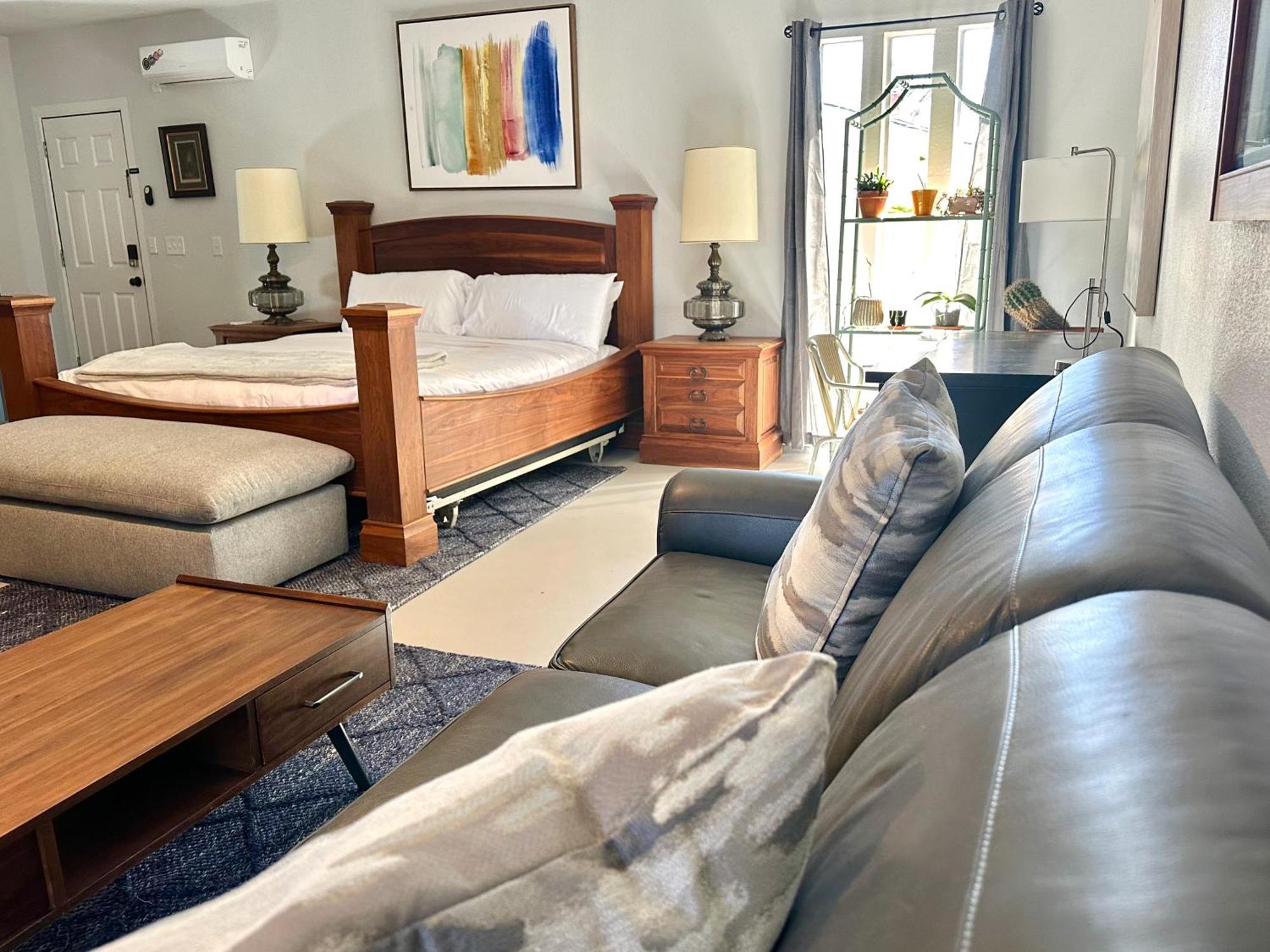 Modern Retreat Stylish & Spacious #mr Oklahoma City