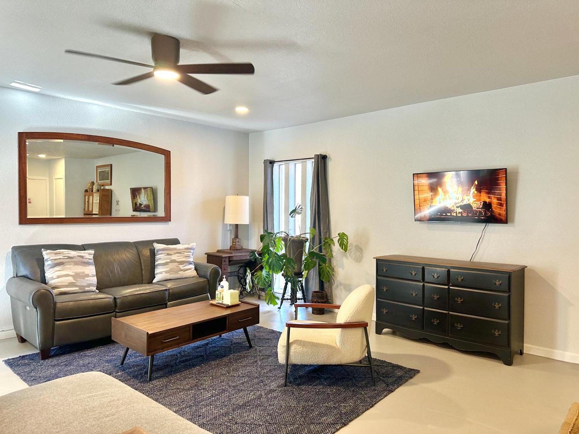 Modern Retreat Stylish & Spacious #mr
